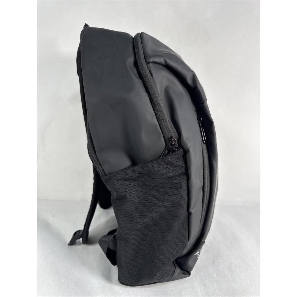 Black Hat USA Las Vegas 2025 Conference Crowdstrike Cybersecurity Backpack Bag - Picture 3 of 9